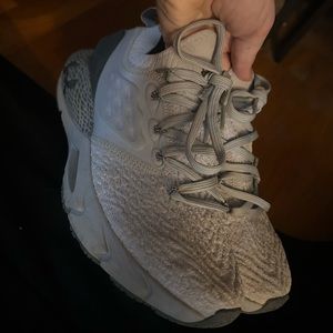 Women’s Phantom Under Armour Shoes